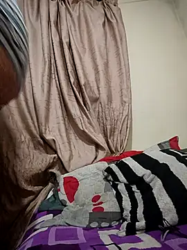 Snapshot of CORALINE_GREYM chatting on 11/27/25, 12:24 CORALINE GREYM online show from 11/27/25, 12:24