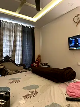 Hotty-Sana online show from 11/26/25, 09:10