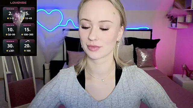 Snapshot of SashaBrooks chatting on 02/08/26, 04:10 SashaBrooks online show from 02/08/26, 04:10