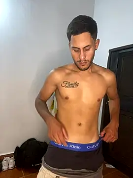 Snapshot of Dalton_oficial chatting on 09/10/25, 07:47 Dalton oficial online show from 09/10/25, 07:47