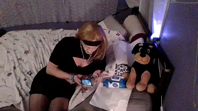 MizzAmy1 online show from 01/04/25, 11:00