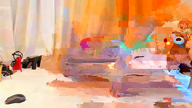 Snapshot of Julieta_J chatting on 10/24/25, 01:24 Julieta J online show from 10/24/25, 01:24