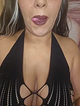 Foxlady2271 online show from 12/14/24, 11:56