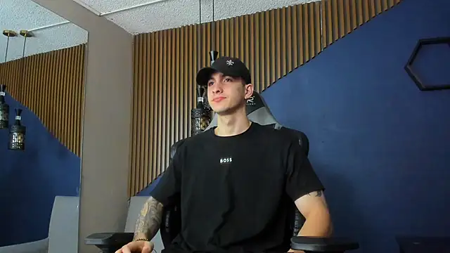 JacksonOlsenn online show from 02/10/25, 04:14