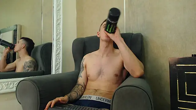 JacksonOlsenn online show from 02/23/25, 10:53