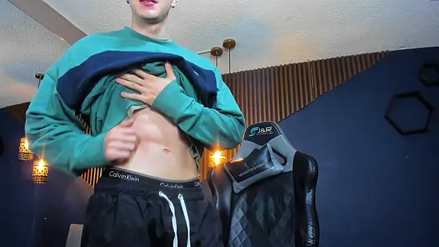 JacksonOlsenn online show from 03/11/25, 12:17