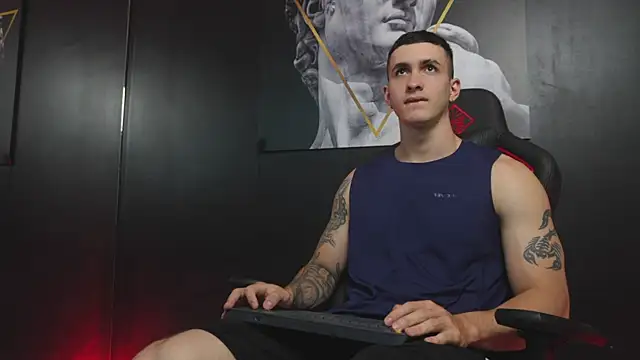 JacksonOlsenn online show from 11/24/25, 08:30