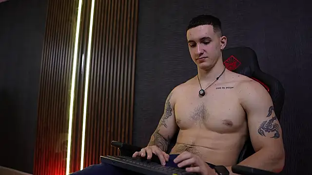 JacksonOlsenn online show from 02/06/26, 08:45