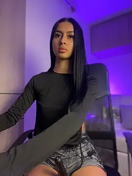 maddy bronw  online show from 01/12/25, 03:17