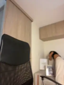 maddy bronw  online show from 01/14/25, 10:12