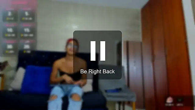 evelyn wine online show from 02/06/25, 02:55