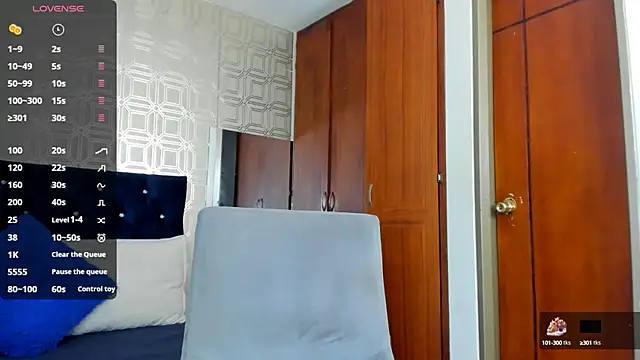 evelyn wine online show from 02/25/25, 07:36