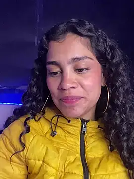 Snapshot of NINA_18_YEARS chatting on 03/19/25, 12:59 NINA 18 YEARS online show from 03/19/25, 12:59