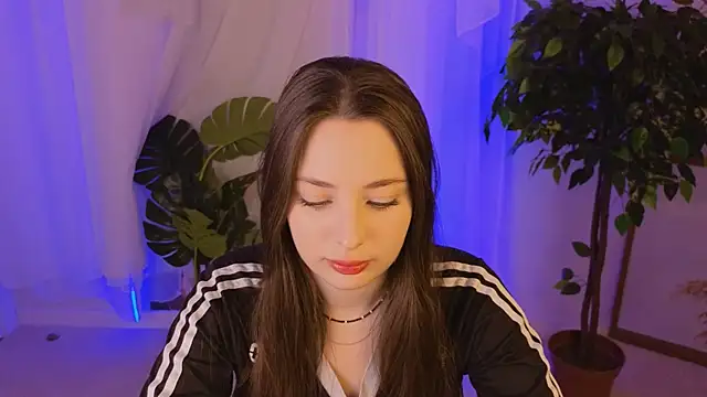 MoonLissa online show from 12/15/24, 06:51