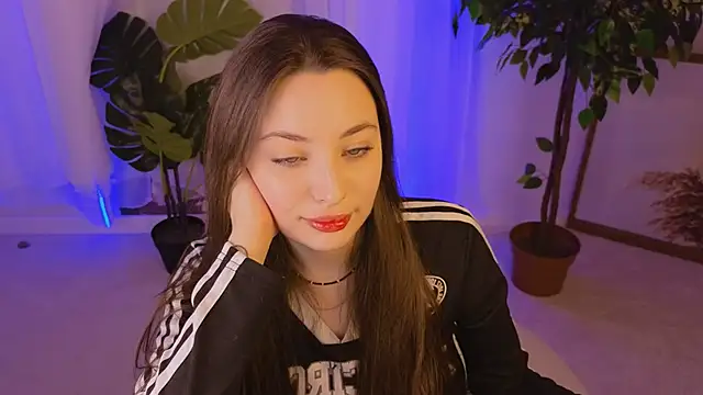 MoonLissa online show from 12/15/24, 01:00