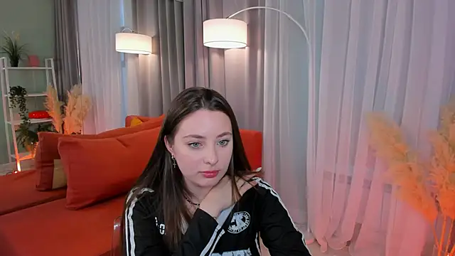 MoonLissa online show from 02/02/25, 12:57