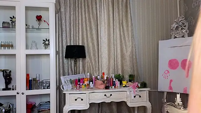 AnneFoxy online show from 03/04/26, 07:25