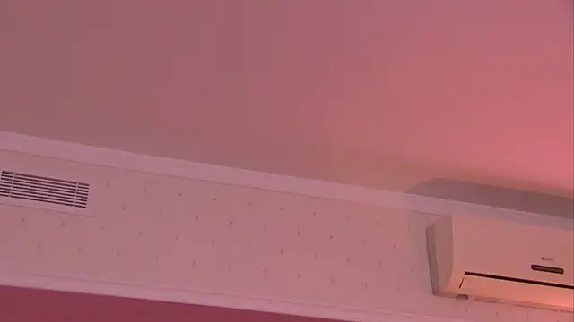 AngeliqueSkye online show from 02/20/25, 12:47