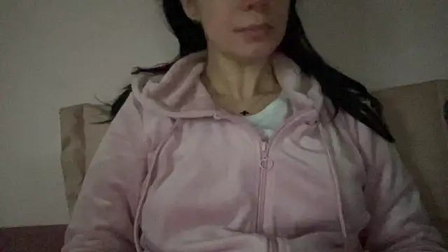 AngeliqueSkye online show from 12/22/25, 08:44