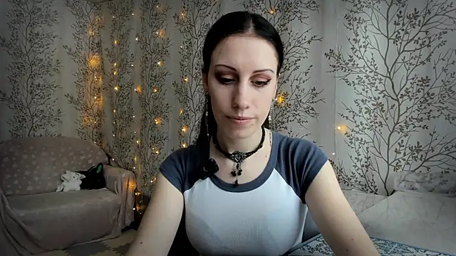 Snapshot of Mary0Lou chatting on 02/17/26, 06:32 Mary0Lou online show from 02/17/26, 06:32