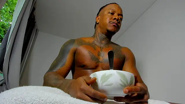 ronnie 7777 online show from 10/14/25, 10:21