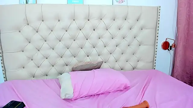 Snapshot of Kim_Eli chatting on 02/01/25, 10:55 Kim Eli online show from 02/01/25, 10:55