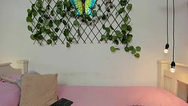 Snapshot of Kim_Eli chatting on 02/25/26, 07:45 Kim Eli online show from 02/25/26, 07:45