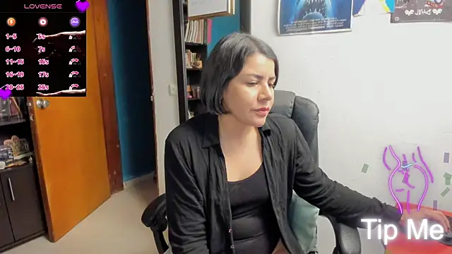 peanut tangerine online show from 05/18/26, 12:29