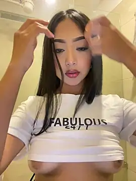 Snapshot of SOPHIACANDY19_ chatting on 02/06/26, 12:15 SOPHIACANDY19 online show from 02/06/26, 12:15