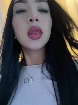 Snapshot of SOPHIACANDY19_ chatting on 02/21/26, 12:11 SOPHIACANDY19 online show from 02/21/26, 12:11