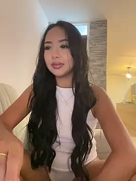 SOPHIACANDY19  online show from 04/12/26, 10:26