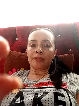 Snapshot of Samantha_Sullivan_ chatting on 12/17/24, 08:54 Samantha Sullivan online show from 12/17/24, 08:54