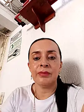 Snapshot of Samantha_Sullivan_ chatting on 12/18/24, 02:49 Samantha Sullivan online show from 12/18/24, 02:49