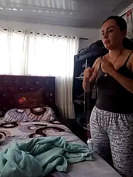 Snapshot of Samantha_Sullivan_ chatting on 01/27/25, 12:16 Samantha Sullivan online show from 01/27/25, 12:16