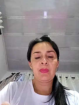 Snapshot of Samantha_Sullivan_ chatting on 02/23/25, 05:56 Samantha Sullivan online show from 02/23/25, 05:56