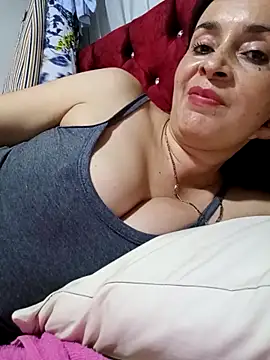 Snapshot of Samantha_Sullivan_ chatting on 02/25/25, 02:58 Samantha Sullivan online show from 02/25/25, 02:58