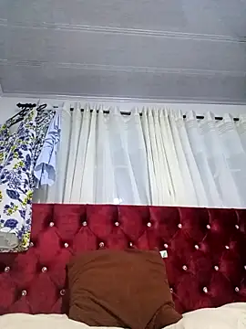 Snapshot of Samantha_Sullivan_ chatting on 02/28/25, 03:15 Samantha Sullivan online show from 02/28/25, 03:15