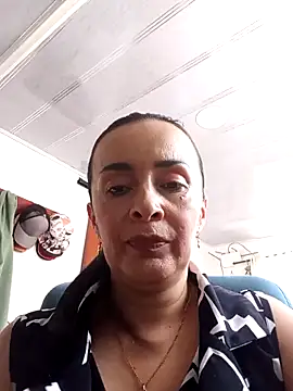 Snapshot of Samantha_Sullivan_ chatting on 09/09/25, 04:17 Samantha Sullivan online show from 09/09/25, 04:17