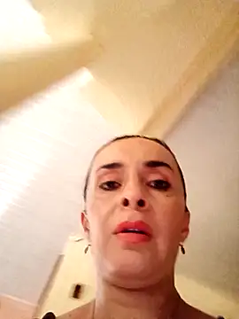 Snapshot of Samantha_Sullivan_ chatting on 09/25/25, 04:11 Samantha Sullivan online show from 09/25/25, 04:11