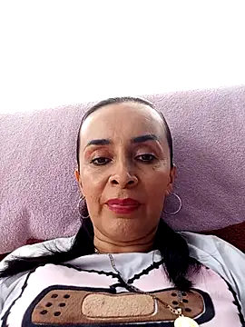 Snapshot of Samantha_Sullivan_ chatting on 10/08/25, 04:59 Samantha Sullivan online show from 10/08/25, 04:59