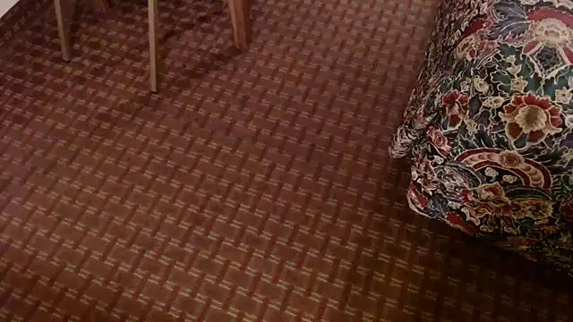 Snapshot of overaveragefreak4you chatting on 11/29/25, 05:49 overaveragefreak4you online show from 11/29/25, 05:49