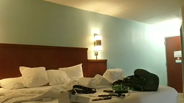 overaveragefreak4you online show from 04/15/26, 06:48