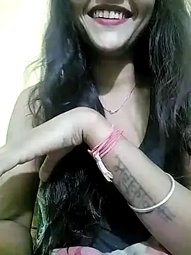 MISSQUEEN48 online show from 12/16/24, 02:38