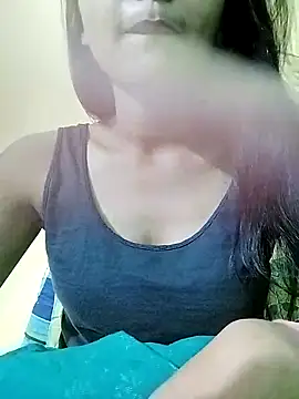 MISSQUEEN48 online show from 03/12/25, 03:29