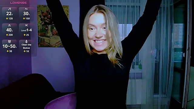 TaylorBre online show from 10/04/25, 06:11