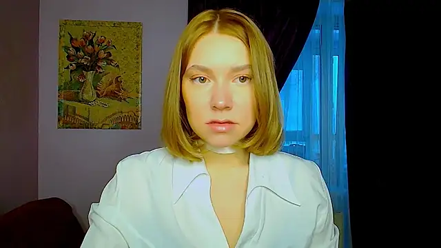 TaylorBre online show from 11/16/25, 06:41