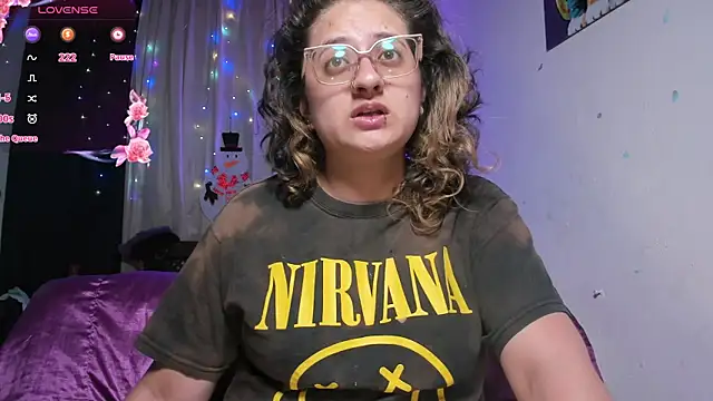 Snapshot of AnnieBigBoobs chatting on 01/08/25, 09:12 AnnieBigBoobs online show from 01/08/25, 09:12