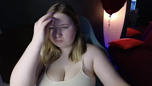 Snapshot of ChimberWol chatting on 03/13/25, 07:42 ChimberWol online show from 03/13/25, 07:42