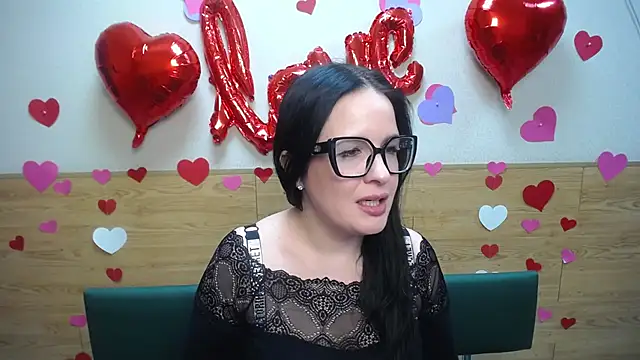 Snapshot of TayaBoret chatting on 02/10/25, 06:24 TayaBoret online show from 02/10/25, 06:24