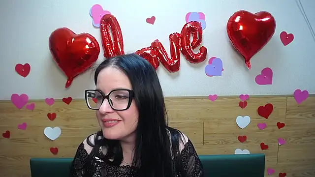 Snapshot of TayaBoret chatting on 02/11/25, 12:28 TayaBoret online show from 02/11/25, 12:28